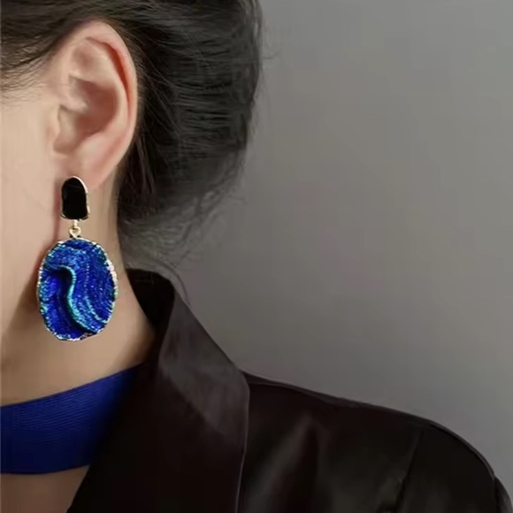 Van Gogh Style Abstract Painting Earrings- 2025 Trend (Simulated Natural Stone) - Picture 7 of 9